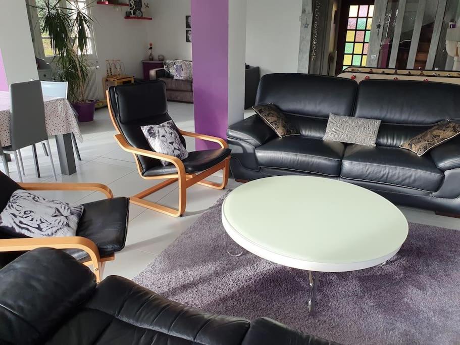 La Mare Aux Chevres Villa Reux Eksteriør billede